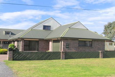 Photo of property in 212a Sylvia Road, Whangamata, 3620