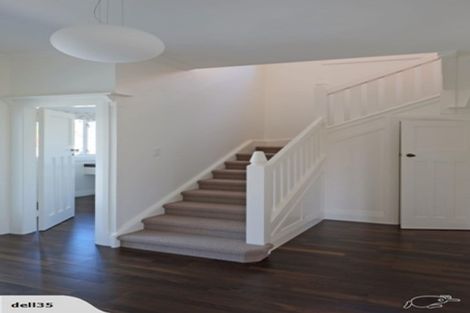 Photo of property in 100 Bolton Street, Kelburn, Wellington, 6012