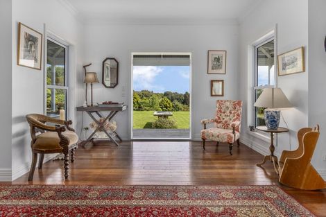 Photo of property in 68 Tarahunga Road, Levin, 5571