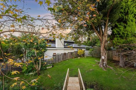 Photo of property in 21a Lyons Avenue, Murrays Bay, Auckland, 0630