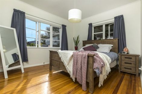 Photo of property in 1/36 Tudor Road, Henderson, Auckland, 0610