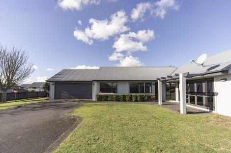 Photo of property in 18 Ernest Road, Fairview Downs, Hamilton, 3214
