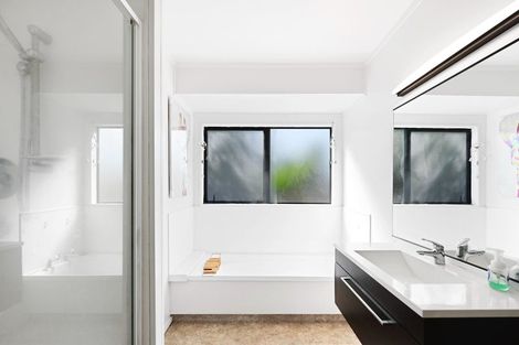 Photo of property in 9 Jean Place, Pukete, Hamilton, 3200