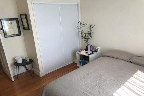 Photo of property in 5 Mariposa Crescent, Birkenhead, Auckland, 0626