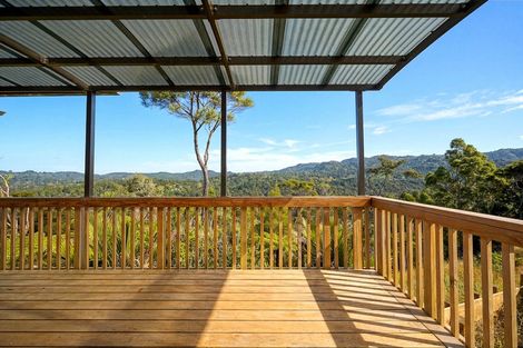 Photo of property in 220 Forest Hill Road, Waiatarua, Auckland, 0612