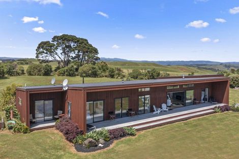 Photo of property in 812 Ruapuke Road, Raglan, 3296
