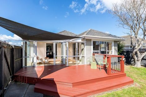 Photo of property in 61 Charlcott Street, Burnside, Christchurch, 8053