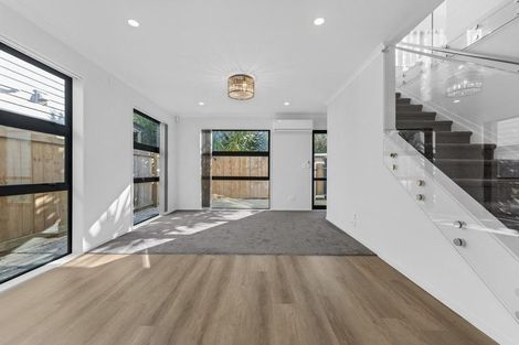 Photo of property in 9a Bernard Street, Tauranga South, Tauranga, 3112