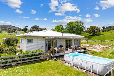 Photo of property in 26 Brynderwyn Road, Brynderwyn, Maungaturoto, 0587