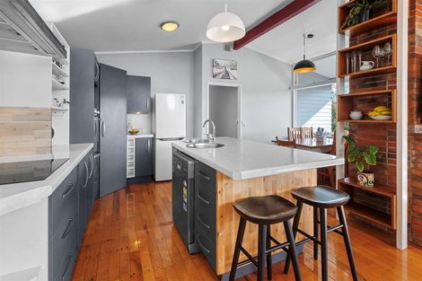 Photo of property in 42 Hilltop Avenue, Morningside, Whangarei, 0110