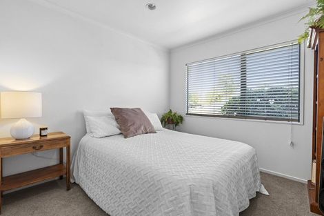 Photo of property in 12 Thornlea Drive, Welcome Bay, Tauranga, 3112