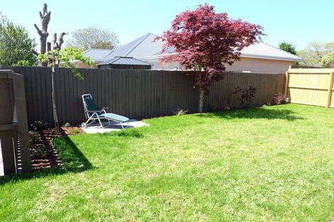 Photo of property in 2/107b Aorangi Road, Bryndwr, Christchurch, 8053