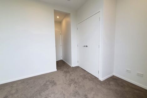 Photo of property in 1/2a Walsall Street, Avondale, Auckland, 1026