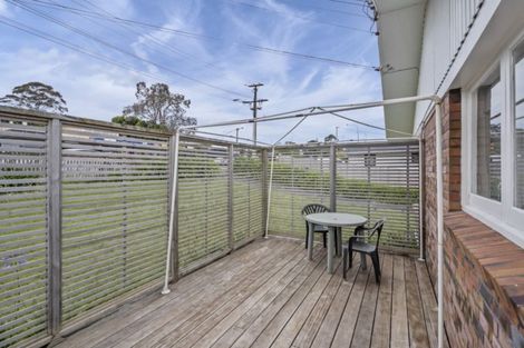 Photo of property in 1/8 Manuka Road, Glenfield, Auckland, 0629