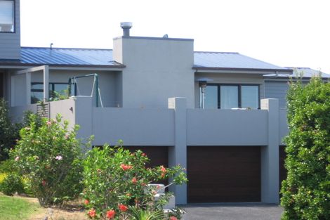 Photo of property in 5/3 Peter Terrace, Castor Bay, Auckland, 0620