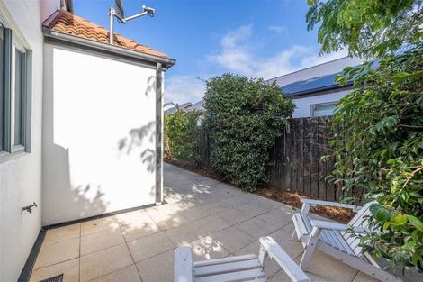 Photo of property in 58 Hewitts Road, Merivale, Christchurch, 8014