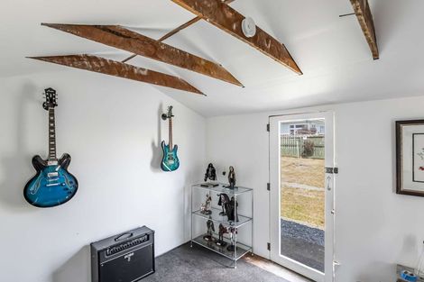 Photo of property in 11 George Street, Levin, 5510