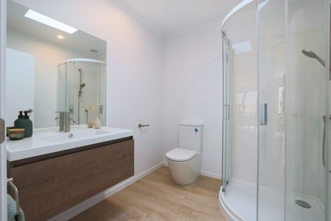 Photo of property in 1105 High Street, Taita, Lower Hutt, 5011