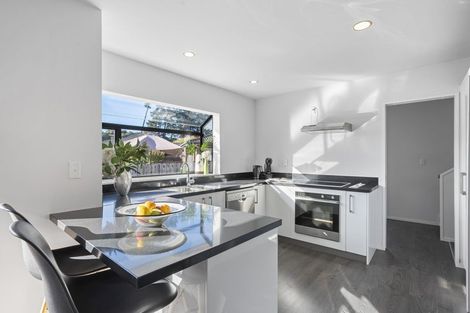 Photo of property in 1/42 Headcorn Place, Botany Downs, Auckland, 2010