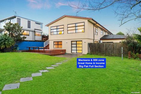 Photo of property in 36 Sea Spray Drive, Bucklands Beach, Auckland, 2012
