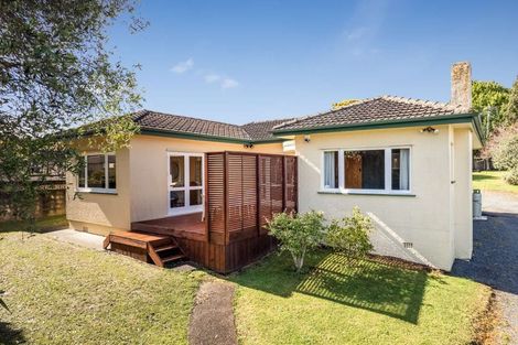 Photo of property in 17 Howden Street, Waiuku, 2123