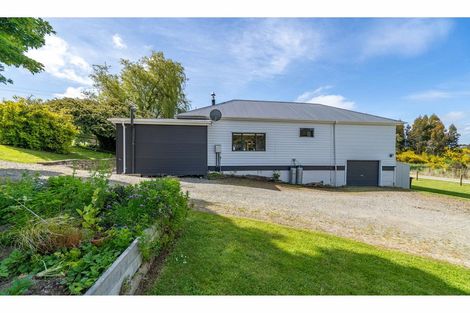 Photo of property in 371 Great North Road, Winton, 9720