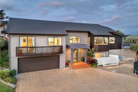 Photo of property in 12 Ascot Way, Orewa, 0931