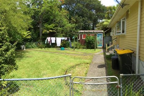 Photo of property in 11 Merchant Avenue, Te Atatu South, Auckland, 0610