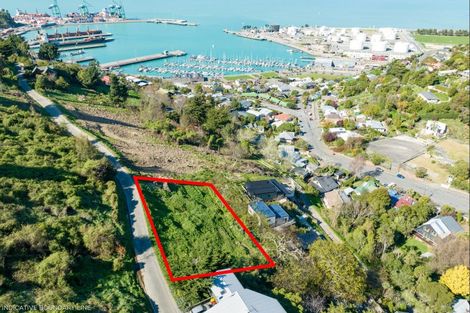 Photo of property in 11 Harmans Road, Lyttelton, 8082