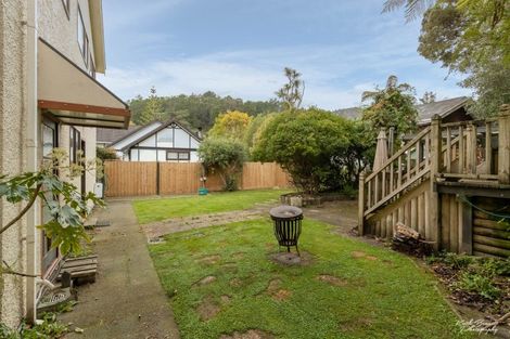 Photo of property in 456a Stokes Valley Road, Stokes Valley, Lower Hutt, 5019