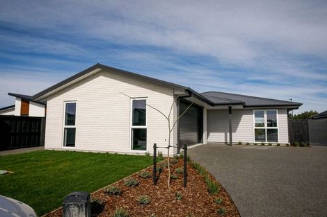 Photo of property in 28 Kekewai Place, Halswell, 8025
