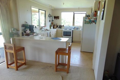 Photo of property in 44b Crosland Road, South Head, 0874