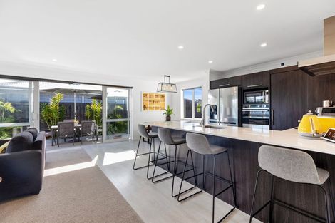 Photo of property in 28 Farrier Street, Papamoa, 3118