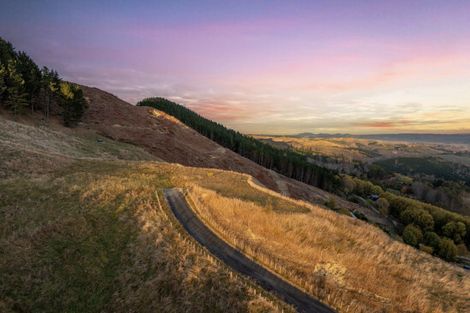 Photo of property in 1 Raratu Road, Kahuranaki, 4295