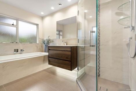 Photo of property in 5 Drysdale Place, Somerville, Auckland, 2014