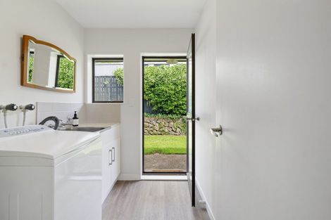 Photo of property in 8 Lochinvar Place, Hairini, Tauranga, 3112