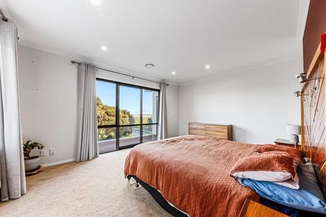 Photo of property in 44a Bannings Way, Hobsonville, Auckland, 0618