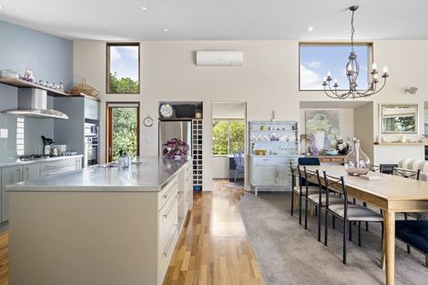 Photo of property in 22 Howard Road, Point Howard, Lower Hutt, 5013