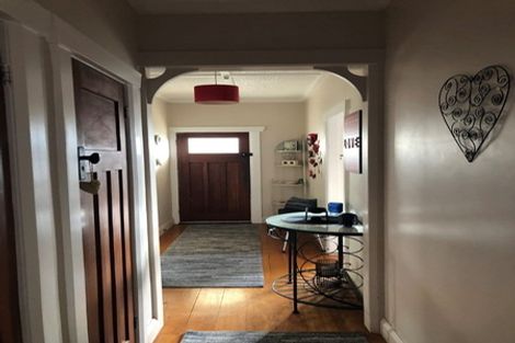 Photo of property in 22 Ngaio Street, Strandon, New Plymouth, 4312