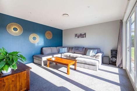 Photo of property in 26 Katania Heights, Brightwater, 7022