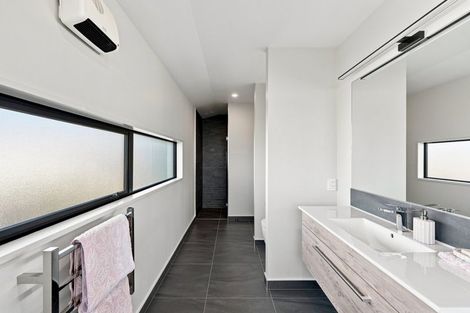 Photo of property in 61 Prestons Park Drive, Marshland, Christchurch, 8083