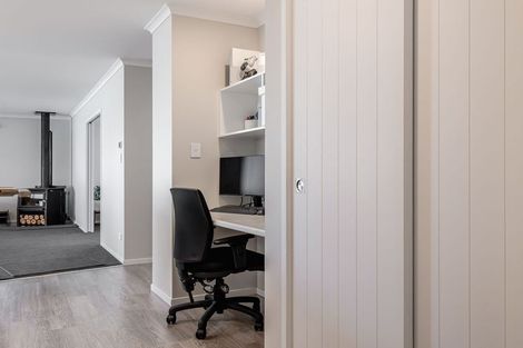 Photo of property in 33 Monarch Drive, Ashhurst, 4810