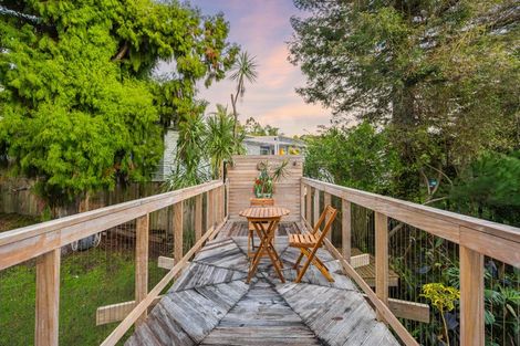 Photo of property in 21a Lyons Avenue, Murrays Bay, Auckland, 0630