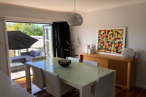 Photo of property in 45 Riro Street, Point Chevalier, Auckland, 1022