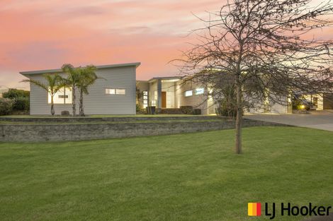 Photo of property in 2 Capriole Crescent, Kingseat, Papakura, 2580