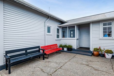 Photo of property in 22 Batten Road, Okaiawa, Hawera, 4671