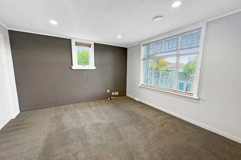 Photo of property in 16 Mackenzie Avenue, Woolston, Christchurch, 8023