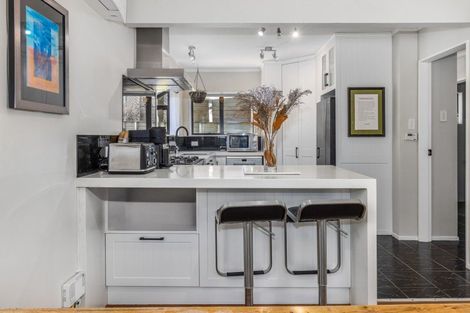 Photo of property in 40 Postgate Drive, Whitby, Porirua, 5024