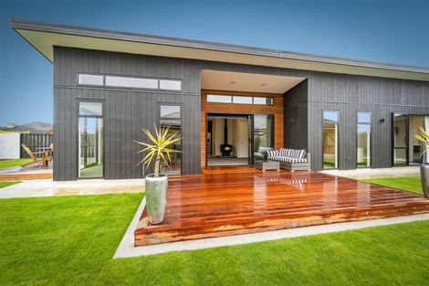 Photo of property in 2 Wilfield Drive, West Melton, 7618