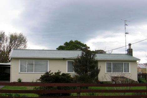 Photo of property in 14 Card Crescent, Featherston, 5710